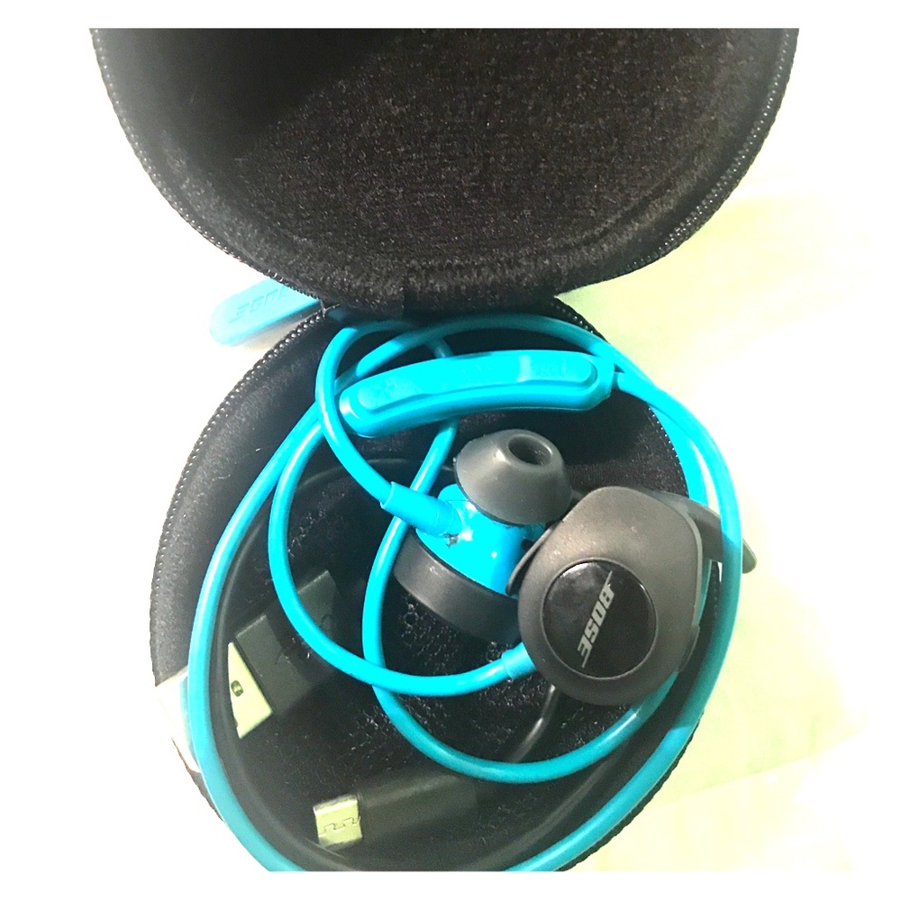 Bose wireless headphones